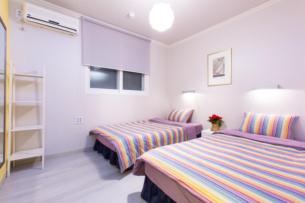 Oh Blue Guesthouse Seúl Habitación foto