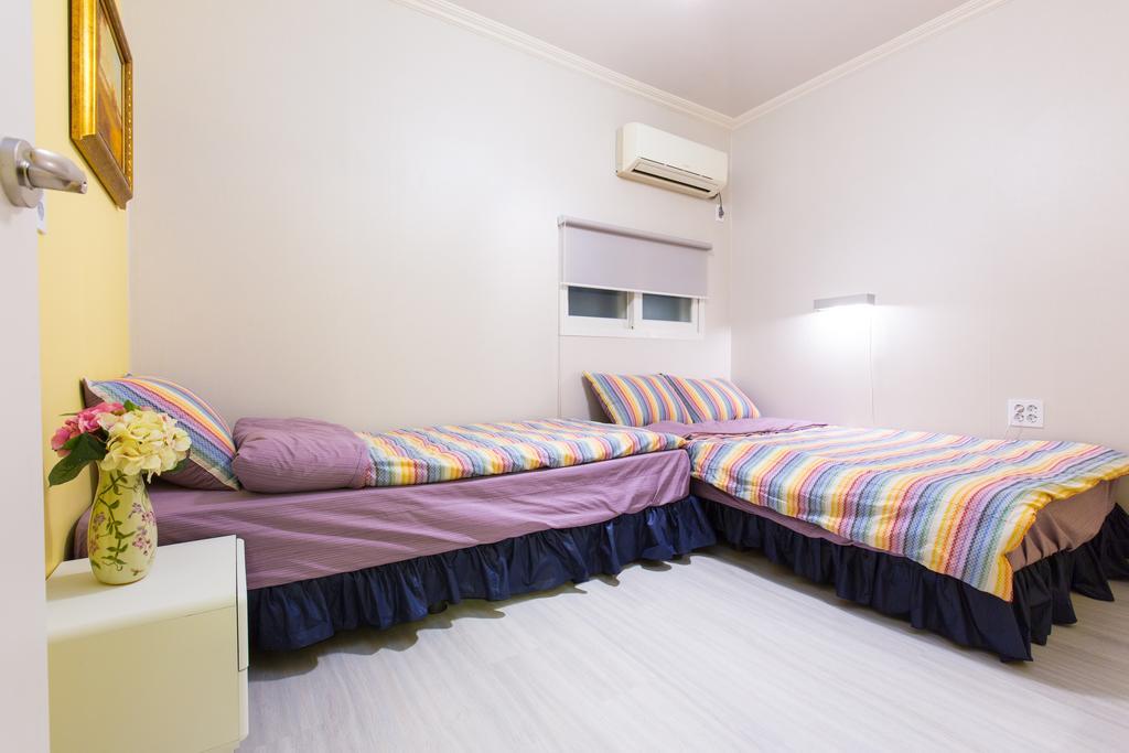 Oh Blue Guesthouse Seúl Habitación foto